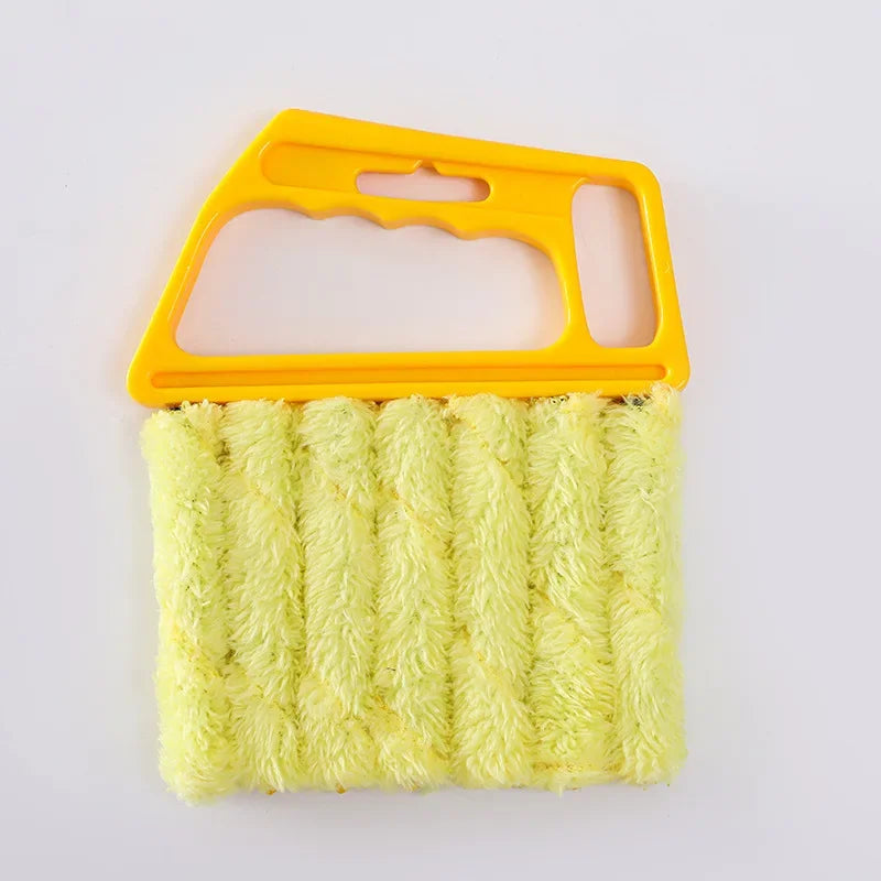 Magic Blind Brush – Clean in One Swipe