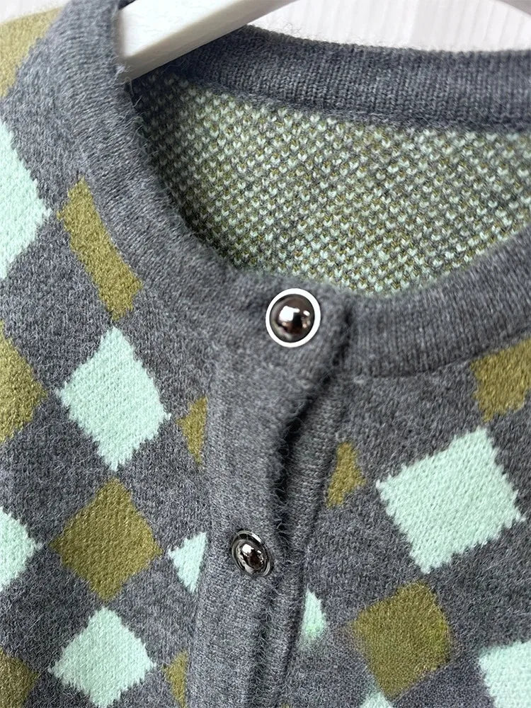 Cardigan KONDALA Argyle Vintage Cardigan: Irresistible Autumn Chic!