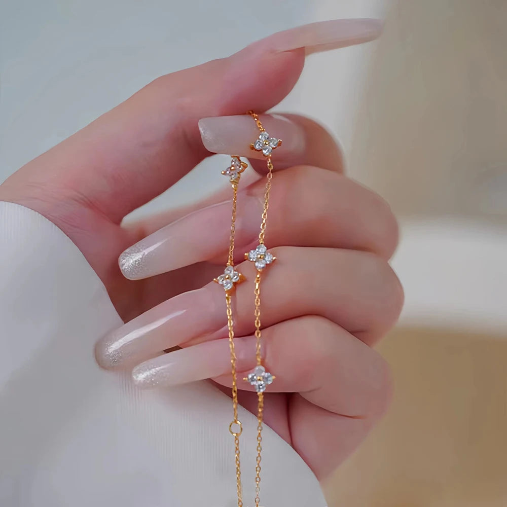 The Four‑Leaf Clover That Elevates Your Style