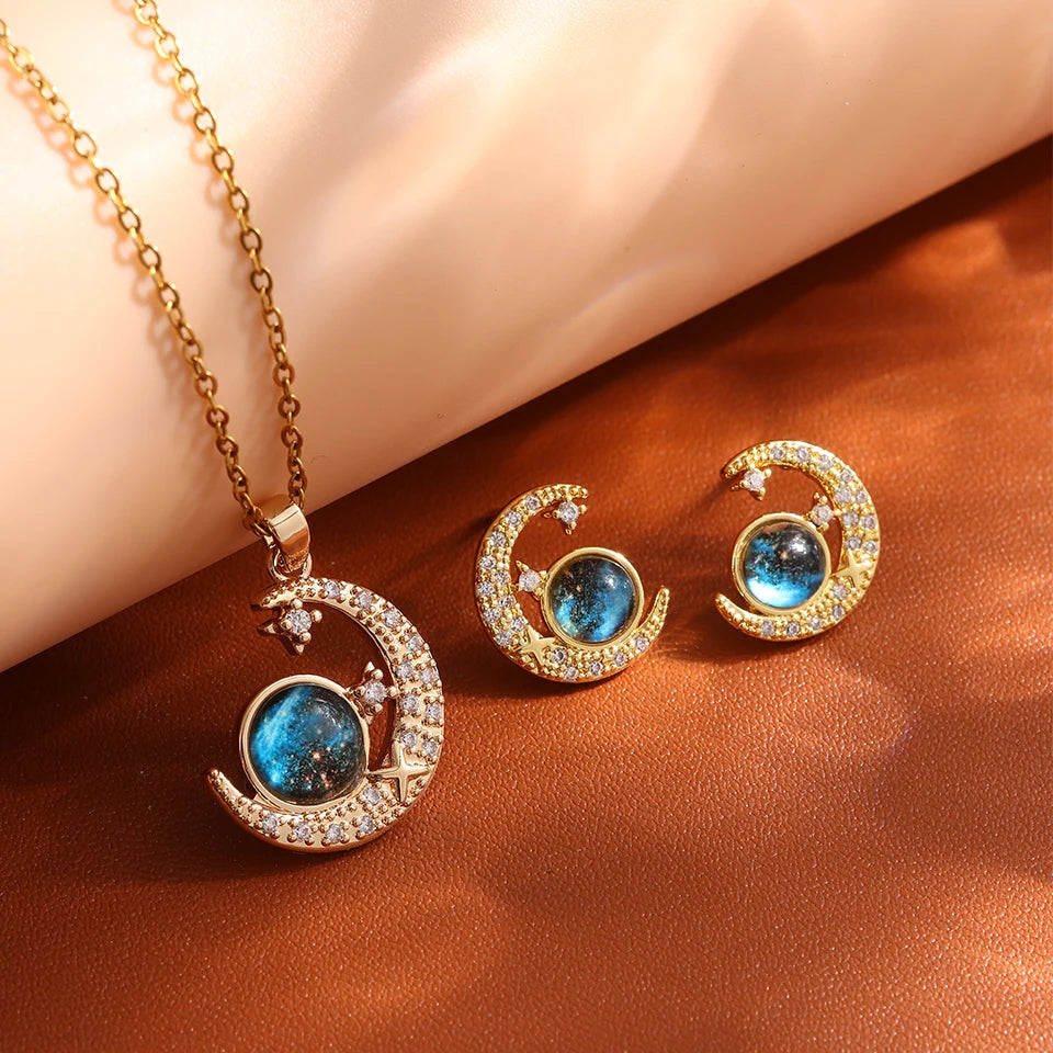 Luxury Titanium Steel Star Necklace – Planet, Moon & Astronaut Pendant