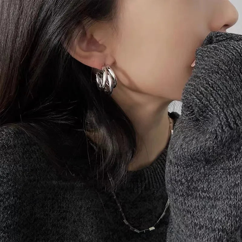 Gold & Silver Hoops – The Vintage Jewelry That Instantly Elevates Your Look