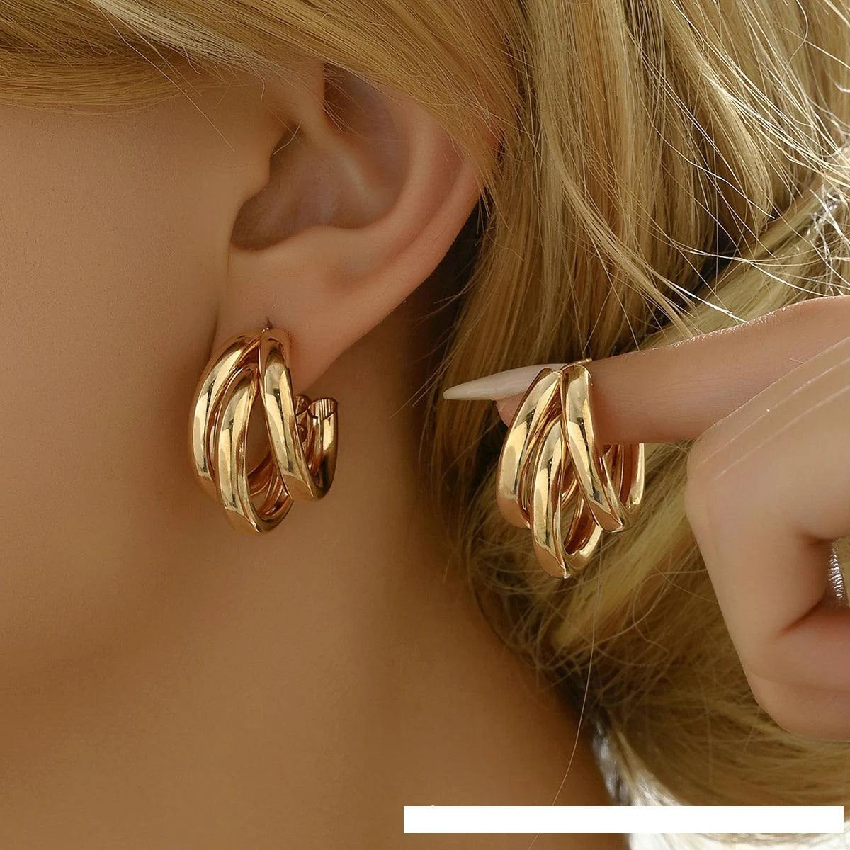 Gold & Silver Hoops – The Vintage Jewelry That Instantly Elevates Your Look